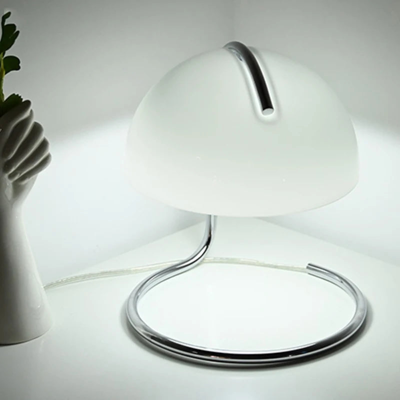 Japnese Creative Iron Glass High-end LED Decoration Table Lamp Desk Light For Living Room Bedroom Study Lighting Fixtures