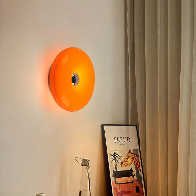 Creative Donut Table Lamp, Wall-Mounted and Rechargeable, with Three Color Lighting, Suitable for Decorative Lighting in Living Rooms, Bedrooms, Dining Bars, Etc.