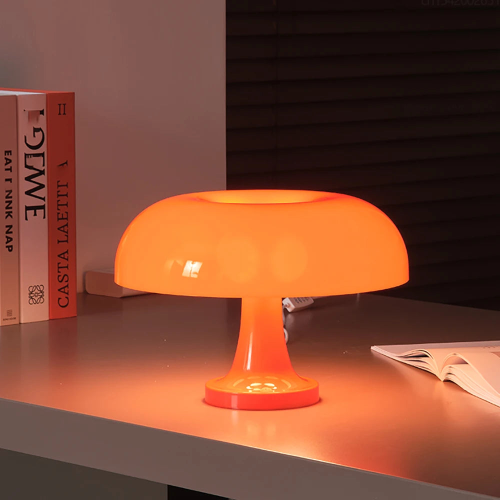 Modern Bauhaus Art Desk Lamp Bedroom Bedlight Danish Designer Classic Mushroom Decorative Desk Lamp