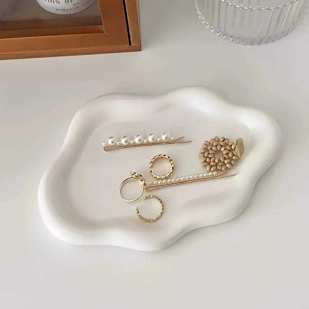 Ins Plastic Jewelry Tray Mini Cloud Shape Jewelry Display Plate Storage Plate Watches/Keys Storage