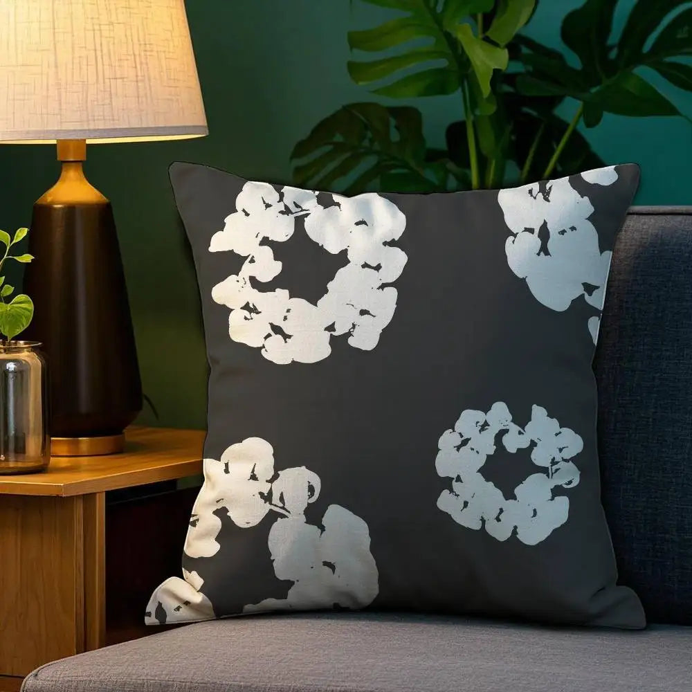 Luxury D-Denim T-Tears Pillow Case Plush Fabric Soft Double Sided Print Sofa Cushion Cover Throw Pillow Covers